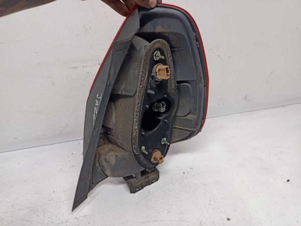FEU ARRIERE GAUCHE HONDA JAZZ 2002-2008 - Vue 2
